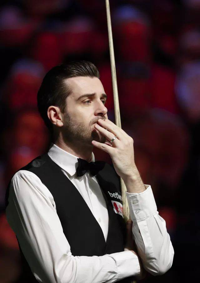 19岁中国小将黄靖秋夺得自由潜水女子动态无蹼FFS1-FFS2金牌