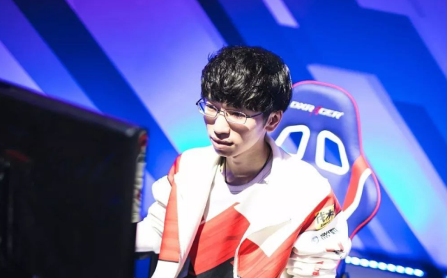 位曾在过去 位曾在过去