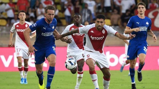 国羽毛球队 国羽毛球队